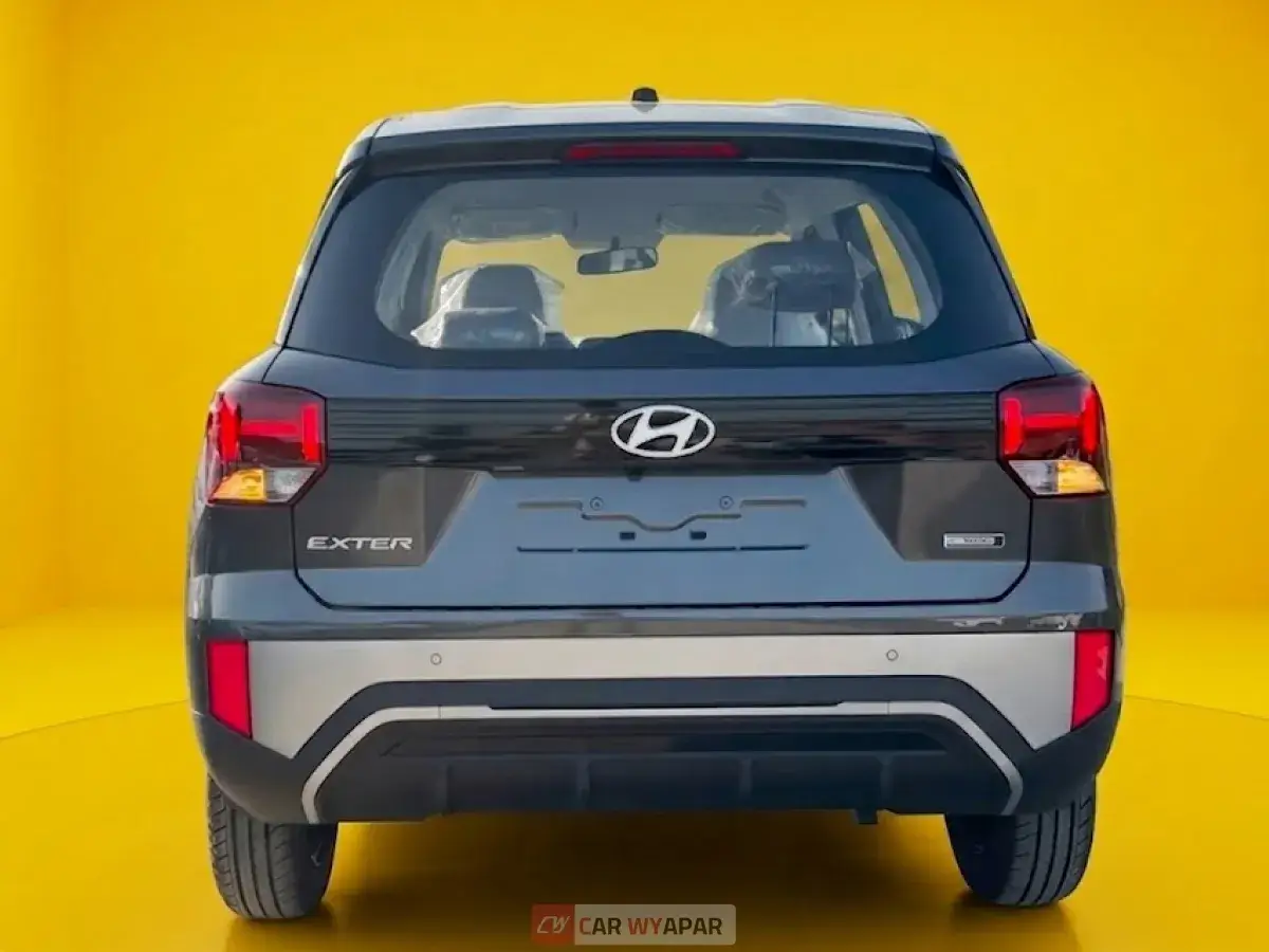 Hyundai Exter HX4 Price, Specs & On-Road Price | CarWyapar