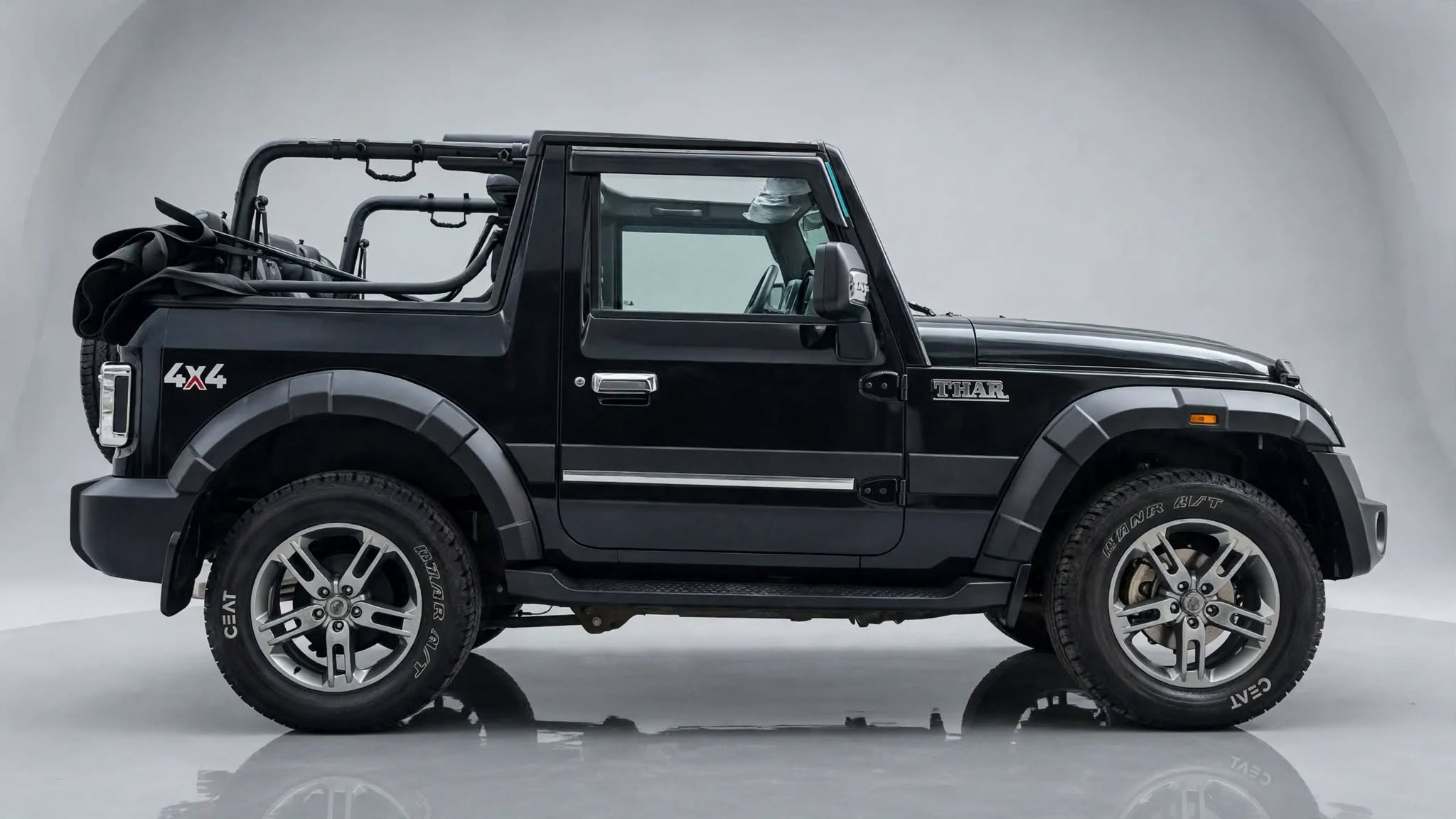 Why Does the 2026 Mahindra Thar OG Have No Soft Top?